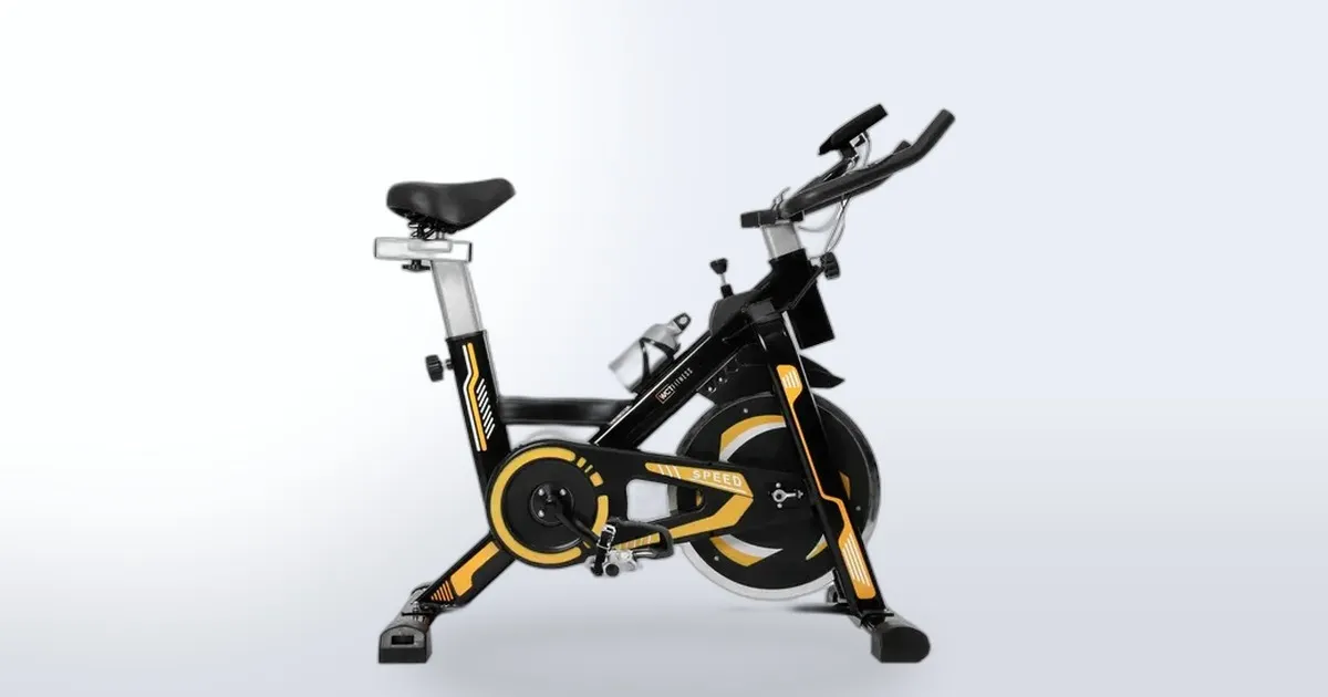 38% OFF: a Bicicleta Spinning WCT Fitness caiu de preço e pode ser o equipamento que faltava na sua rotina