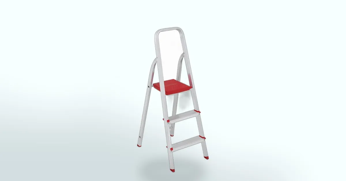 Escada dobrável com 15% OFF: a solução compacta que cabe em qualquer canto da casa
