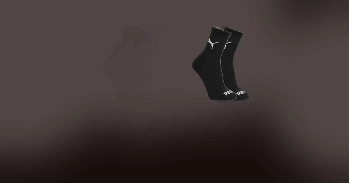 Meias Puma atoalhadas saem por menos de R$ 11 o par nesta promoção imperdível