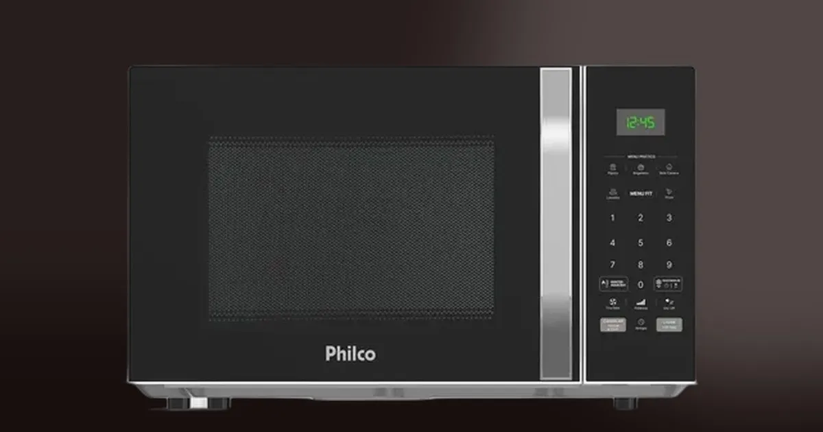 Micro-ondas Philco com tira odor sai mais barato no Pix; veja o desconto